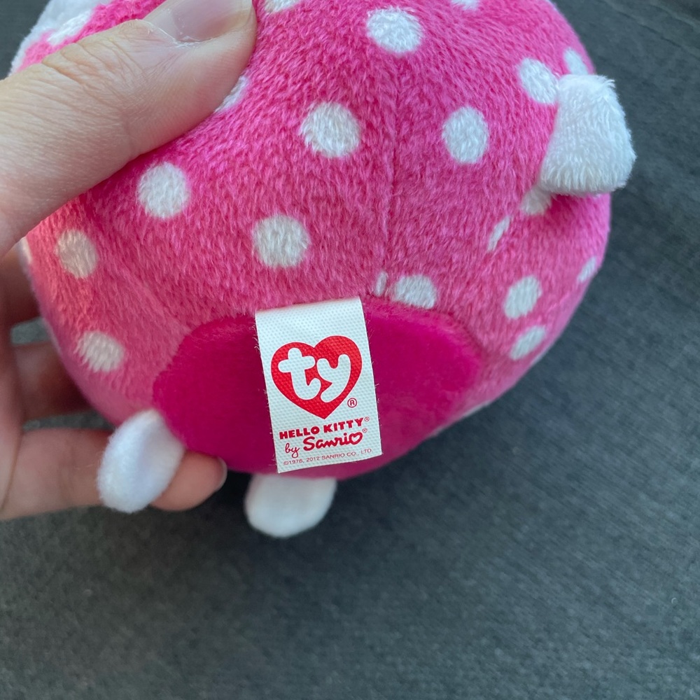 💜 5 for $25 HP🎉 Hello Kitty pink polka dot Ty Beanie Ballz - Picture 4 of 10